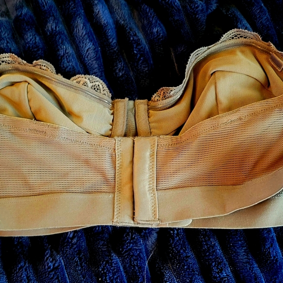 Lively Bra Bundle - Picture 7 of 7